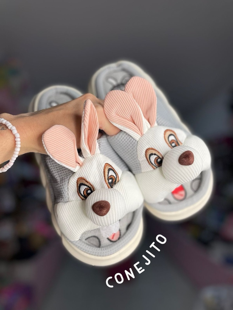 Pantufla importada conejo