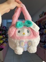 Cartera de peluche kuromi