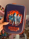Cartuchera un piso stranger things