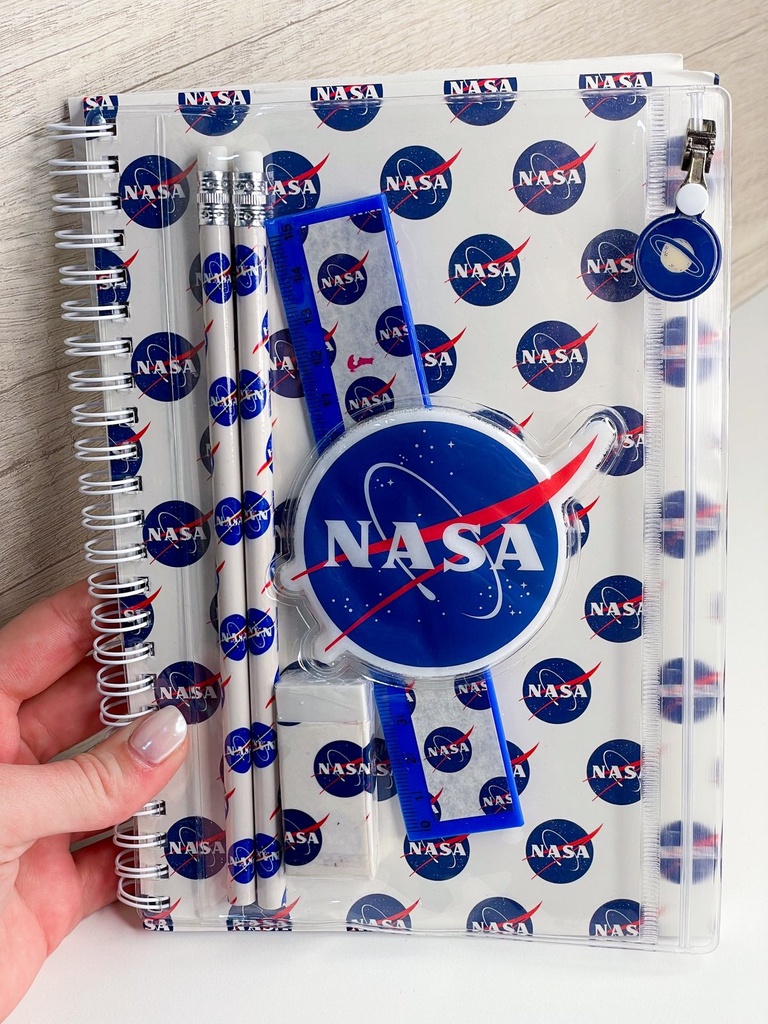 Cuaderno kit nasa