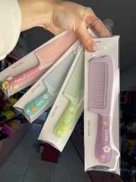 Peine color pastel