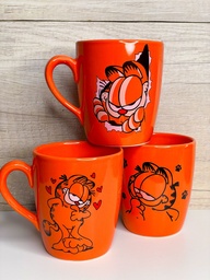 Taza garfield