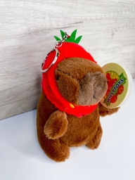 Llavero peluche capybara frutilla